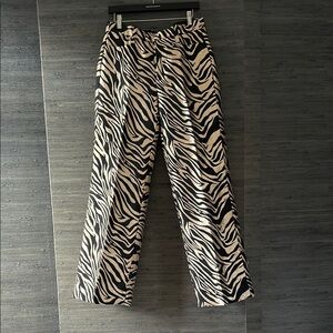 Holiday! Banana Republic Zebra Print Wide-Leg Pants - Perfect for Holiday party
